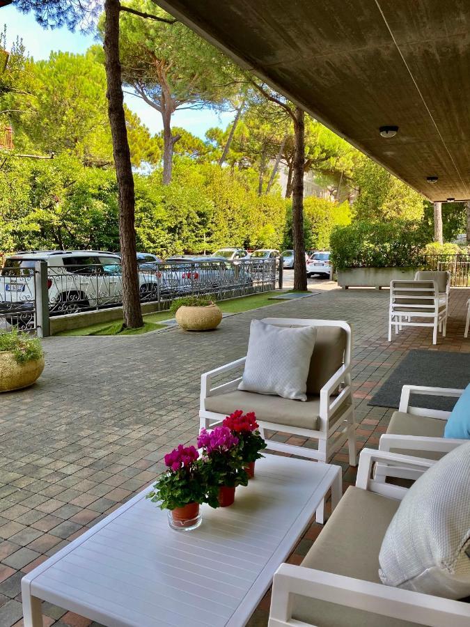 Residence Pineta Verde Milano Marittima Exterior foto