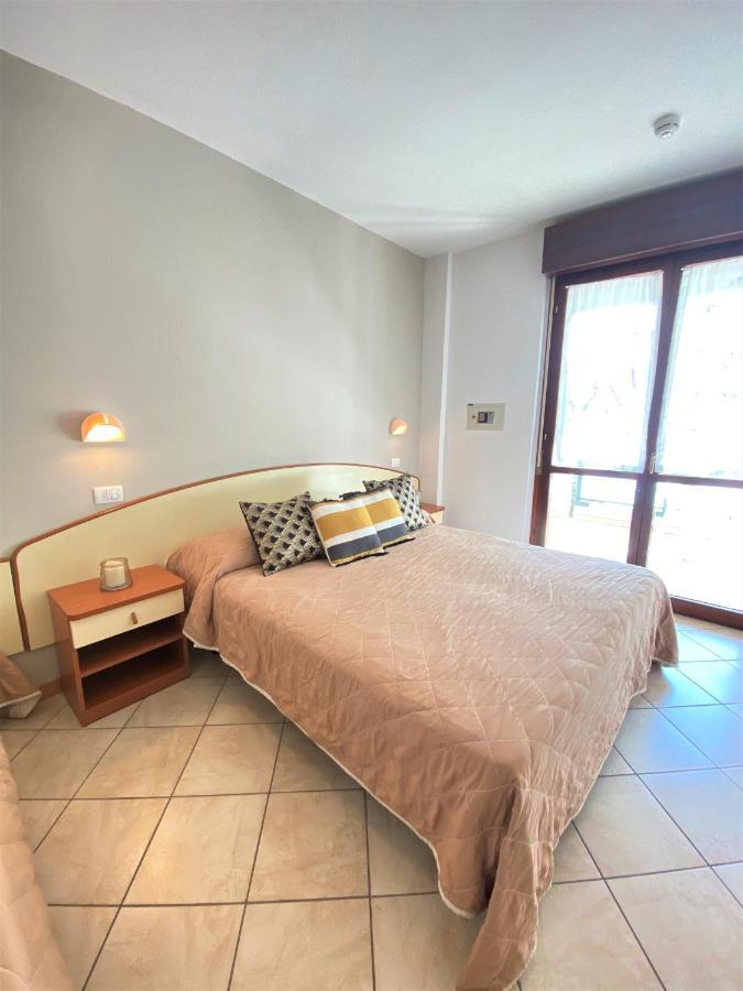 Residence Pineta Verde Milano Marittima Exterior foto
