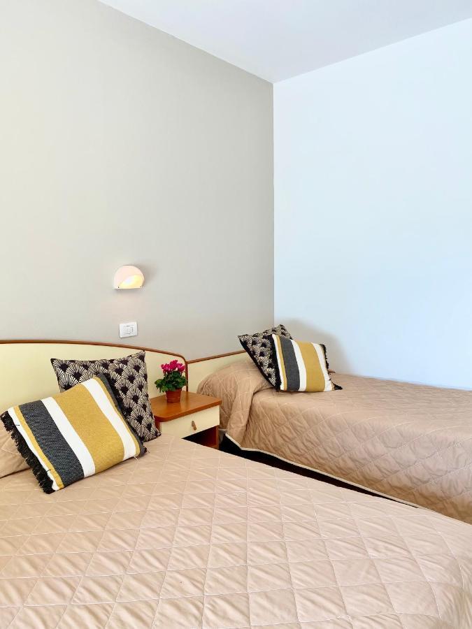 Residence Pineta Verde Milano Marittima Exterior foto